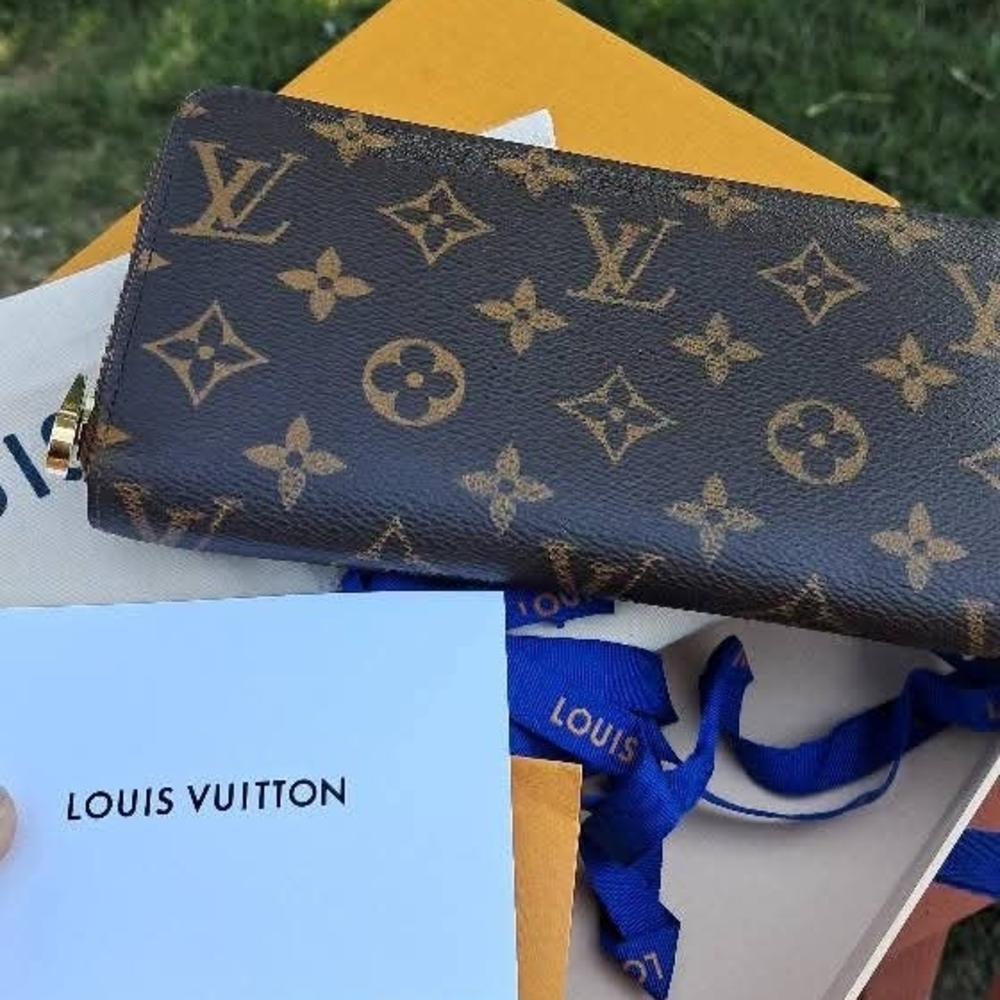 Louis Vuitton Monogram Wallet